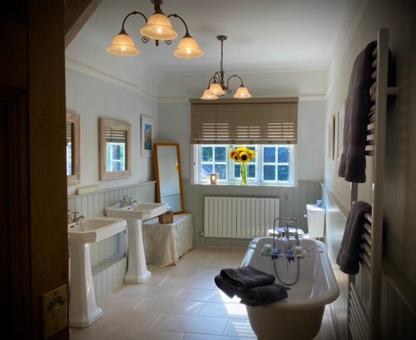 The Old Rectory - Valley View Room In Private Home Stockton-on-Teme Exteriér fotografie