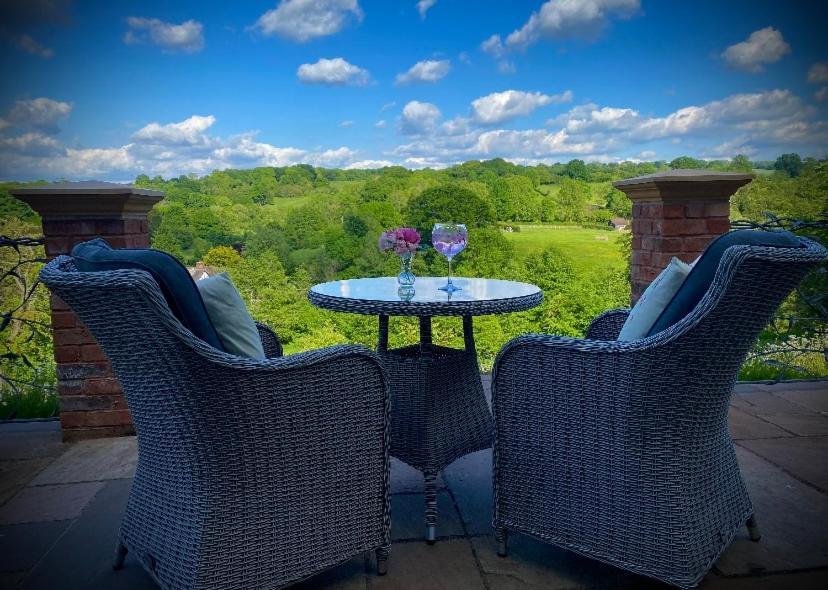 The Old Rectory - Valley View Room In Private Home Stockton-on-Teme Exteriér fotografie