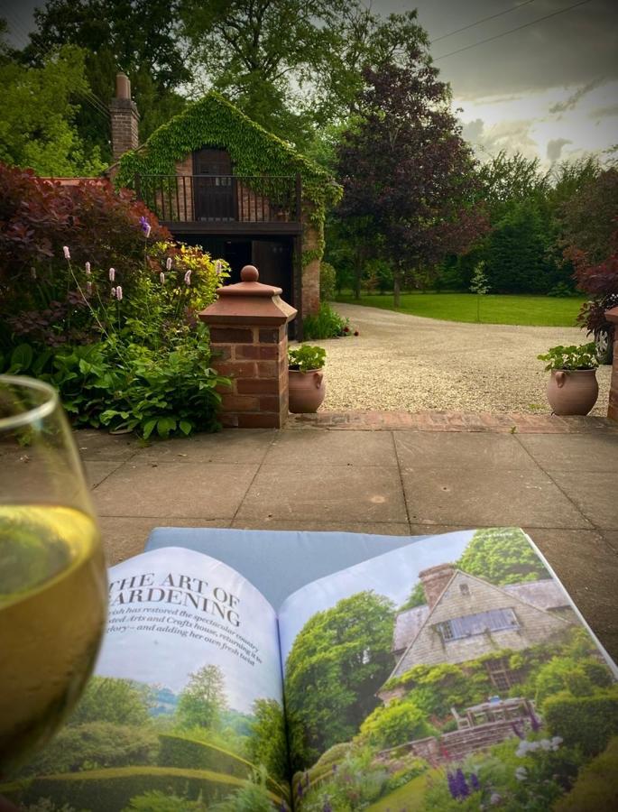 The Old Rectory - Valley View Room In Private Home Stockton-on-Teme Exteriér fotografie