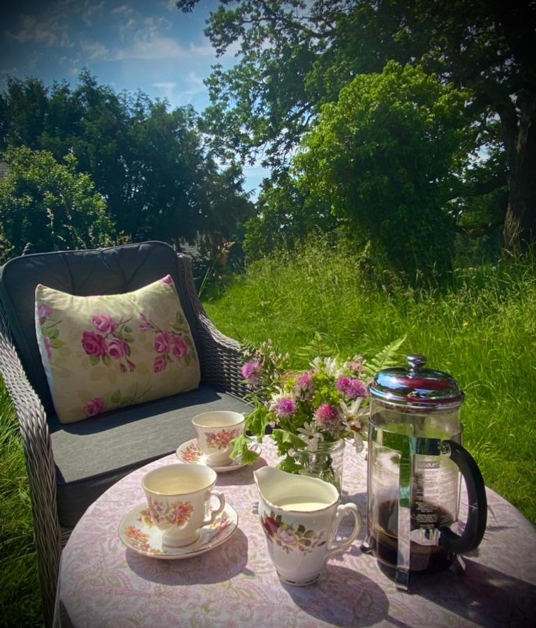 The Old Rectory - Valley View Room In Private Home Stockton-on-Teme Exteriér fotografie